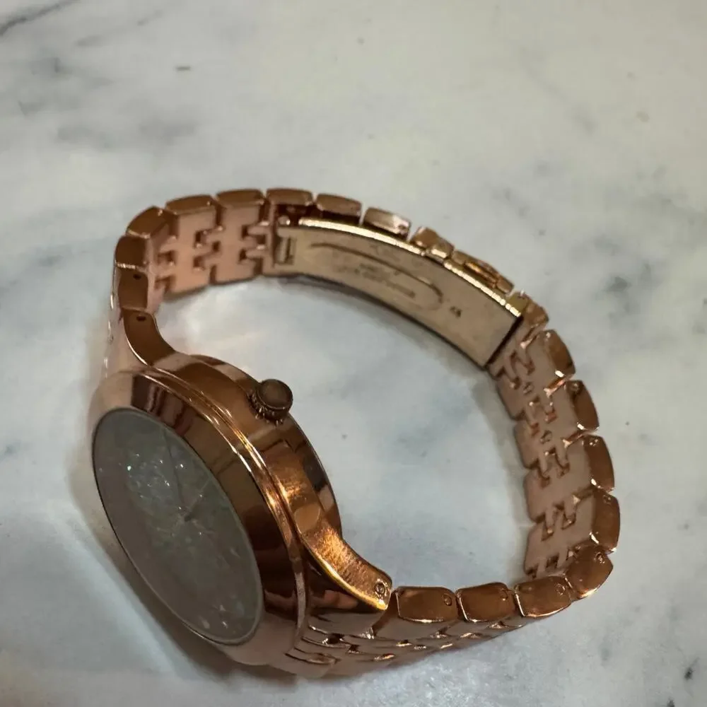 Accutime crystal watch
